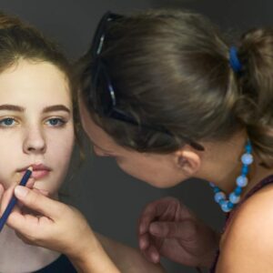 Lip Liner Retouch